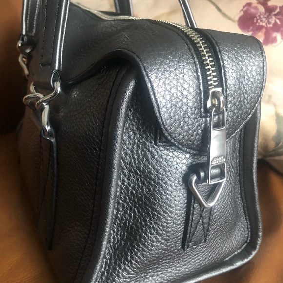 Marc jacobs satchel new condition - Picture 4 of 5